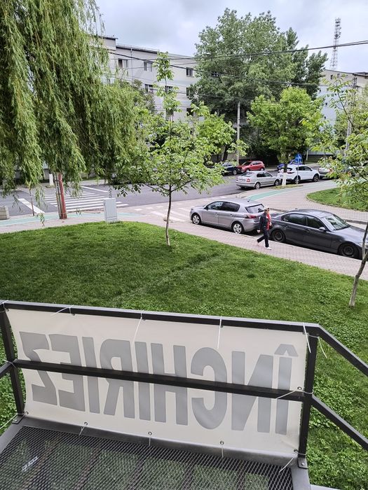 Vând sau închiriez  spațiu comercial
