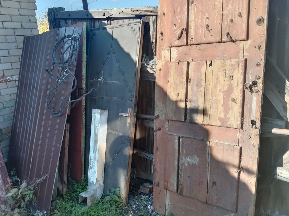 Продам двери двери