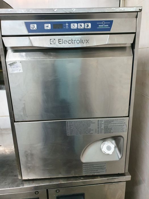 Съдомияли и чашомиялни с 3 помпи 10бр,1600лв за бр,2016г