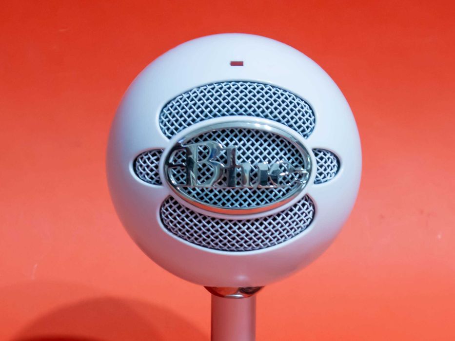 Бял USB микрофон Logitech Blue Snowball iCE, подкаст стрийм запис звук