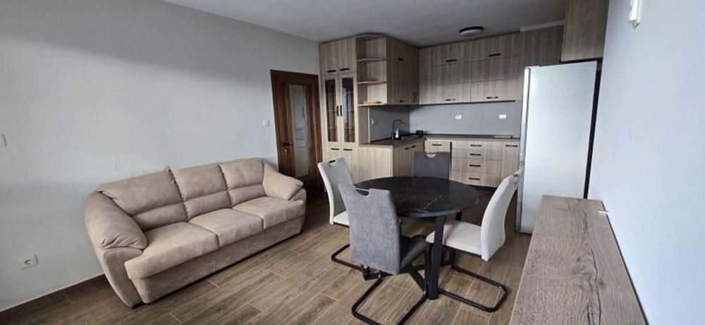 Дава се под наем Двустаен апартамент в София, Красна поляна 3 - 60 кв.м за 599 € - Снимка #1