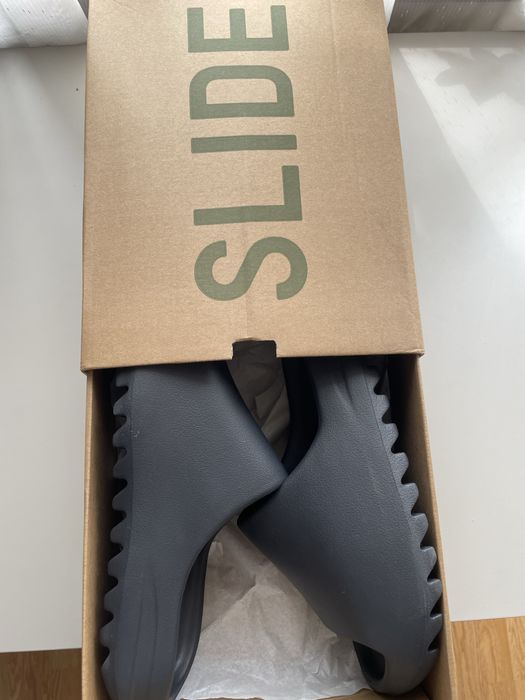 Adidas Yeezy Slide 43