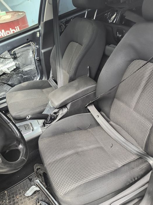 Пежо 407 2.0 HDI