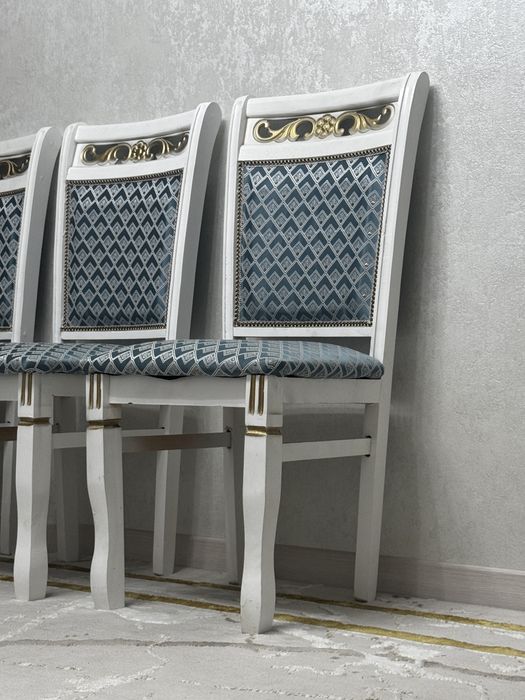 Стулья деревянные ,17шт