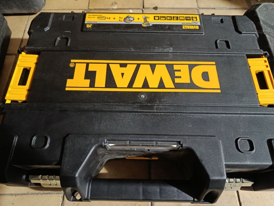 Продам шуруповёрт