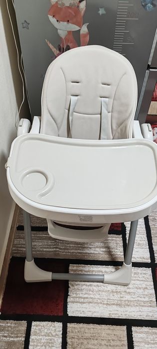 Scaun de masa bebe