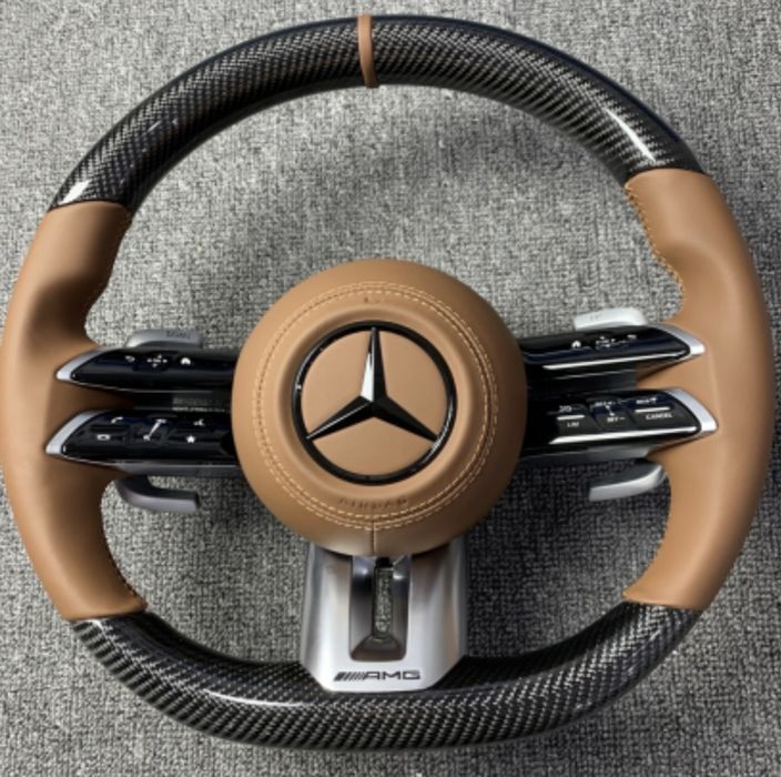 Volan Mercedes AMG Piele Carbon Padele la comanda