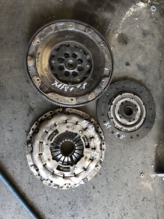 Маховик комплект бмв х1 е84 1.8хд 143 ( mahovik bmw x1 e84 1.8xd 143 )