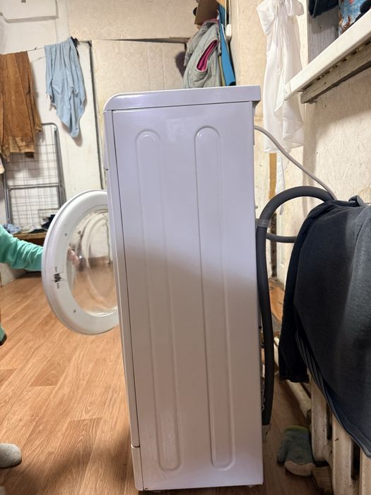 Стиральная машина автомат