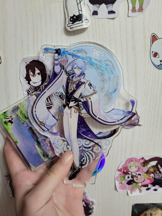 Фигурка акриловая