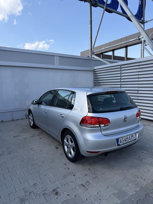 VW Golf VI , 1.6 TDI, 105 CP – an 2011