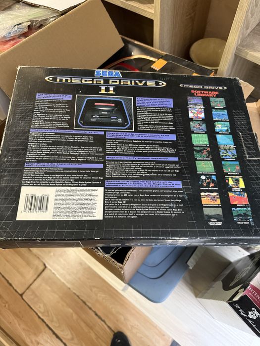 стара игрова конзола сега мега драйв 2