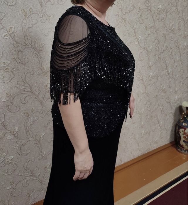 Платье из дубая