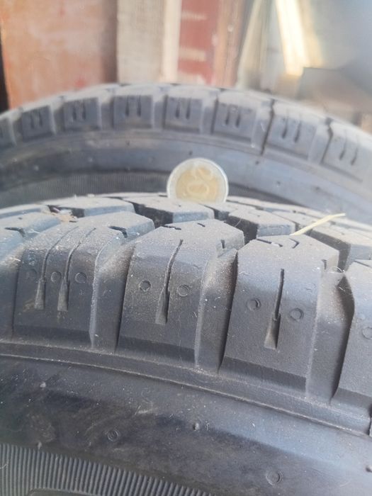 Продам два колеса на газель