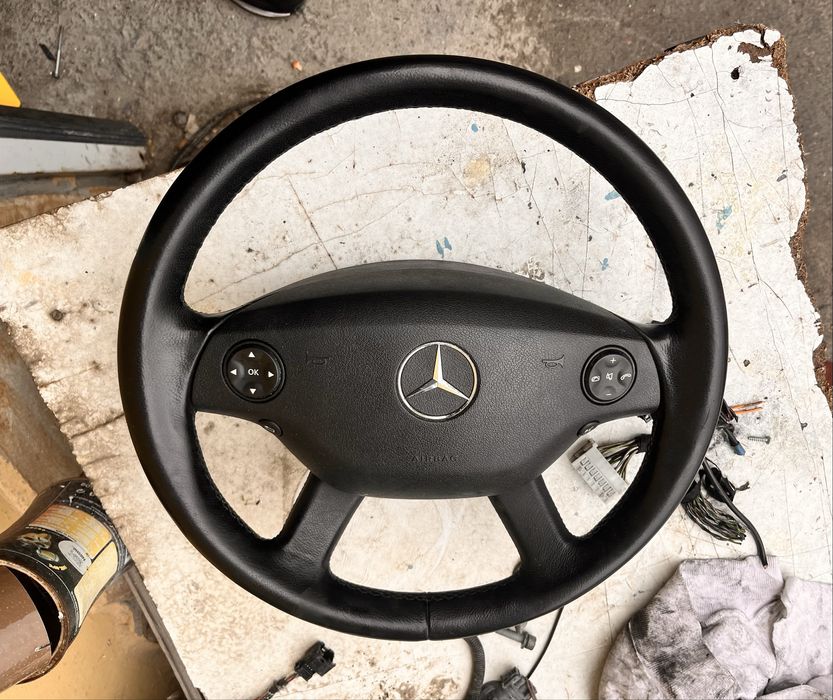 Волан Mercedes S-Class W221 с еарбег