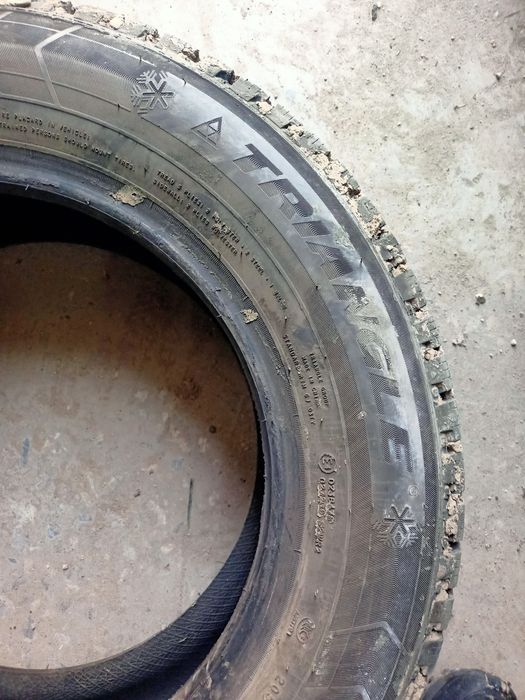Продам зимние шины Triangle