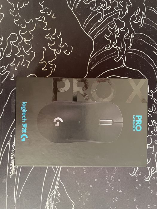 Продаю Logitech Superlight