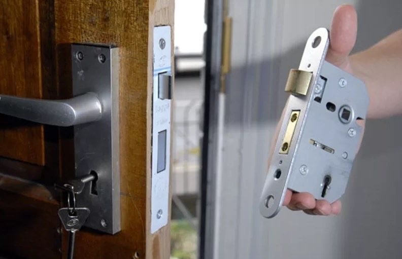 Вскрыитие замков замок ашу