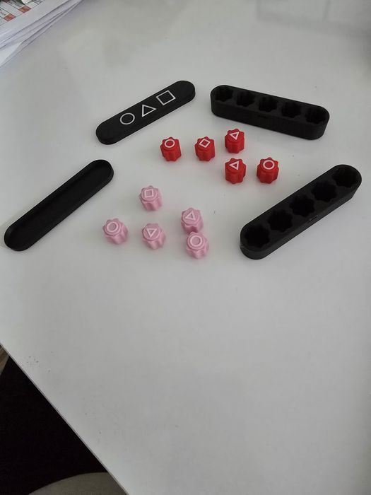 Joc Gonggi din serialul Squid Game cu carcasa slim