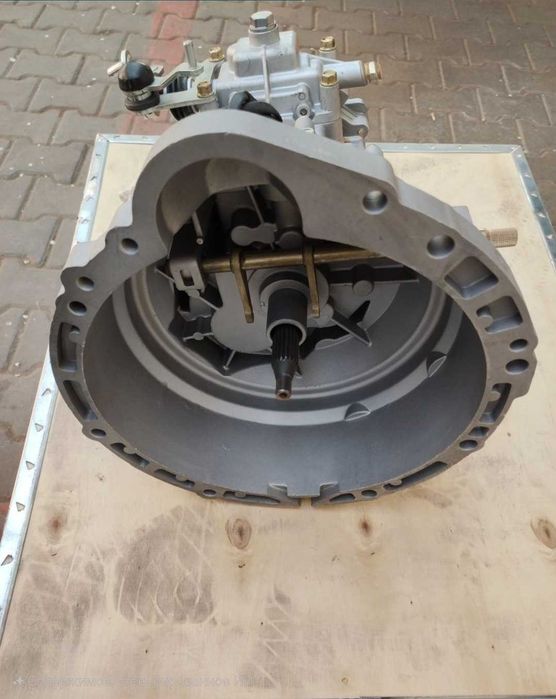 Коробка переключения передач механическая FAW V5 7150  7150-V5-30300TKA30-0