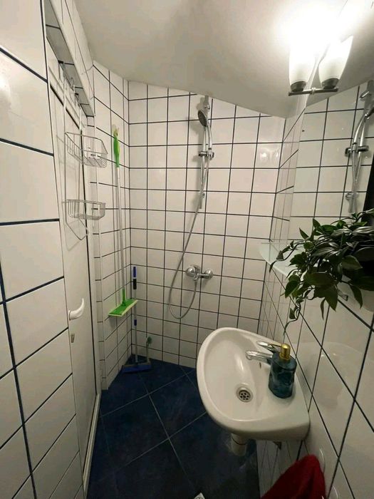 Дава се под наем Едностаен апартамент в Пловдив, Център - 40 кв.м за 350 € - Снимка #7