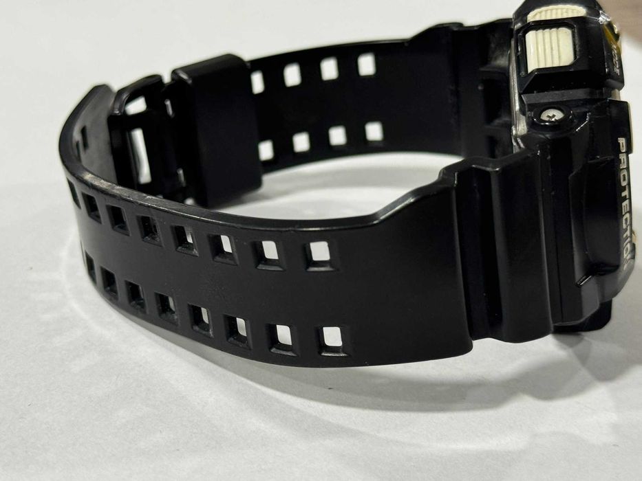 Casio  G-Shock GA-400