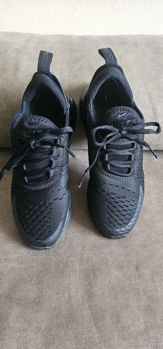 Дамски маратонки Nike Air Max 270