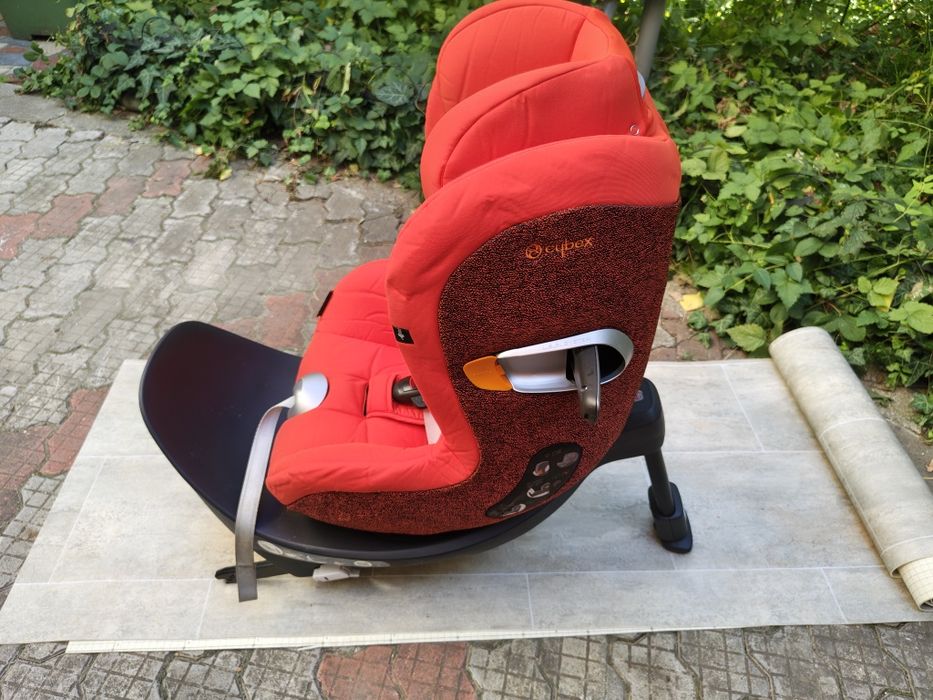 Vand scaun auto cybex cu isofix Sirona  Zi i-size  cu rotire 360 si pozitie somn