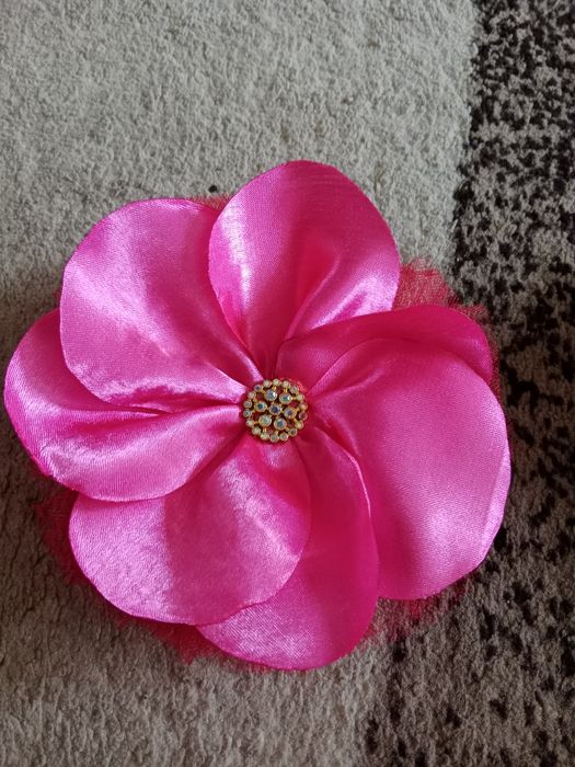 Продам брошки для одежды