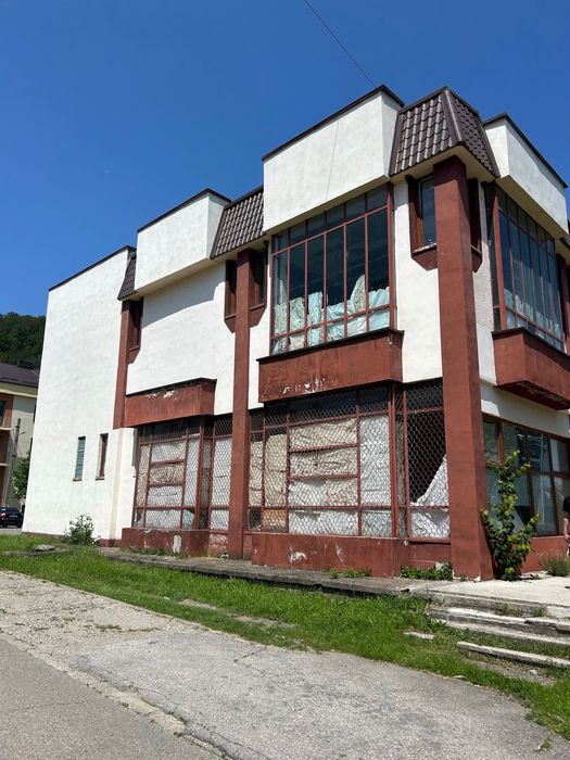 Cladire Magazin General de Inchiriat