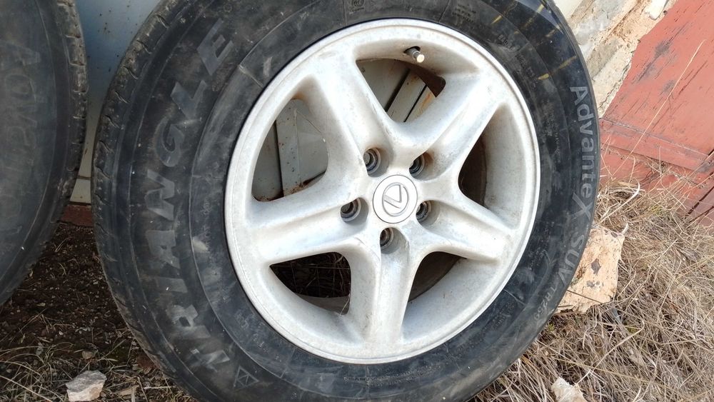 Продам диски с резиной