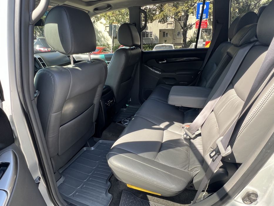 Toyota Land Cruiser 120 2008 3.0 d -4D AT 173 Cp Masina de AMBASADA