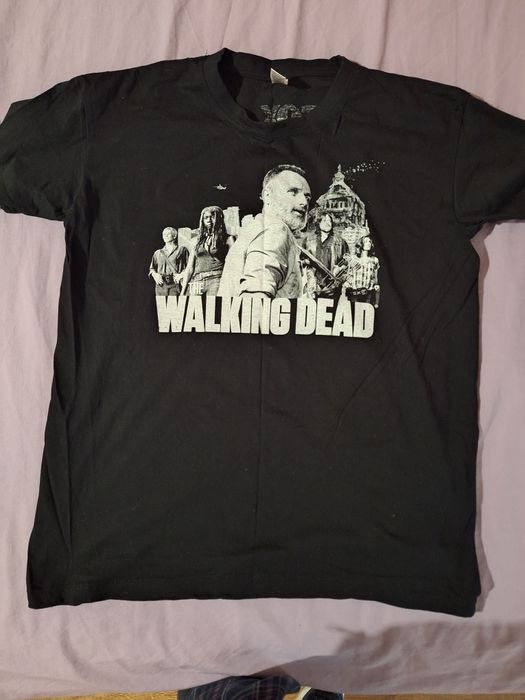 Нова тениска Walking dead