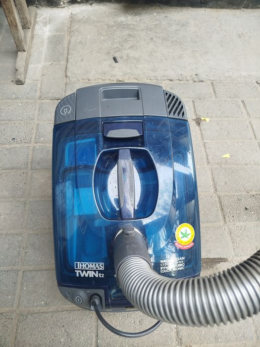 Продам пылесос Thomas TWIN T2