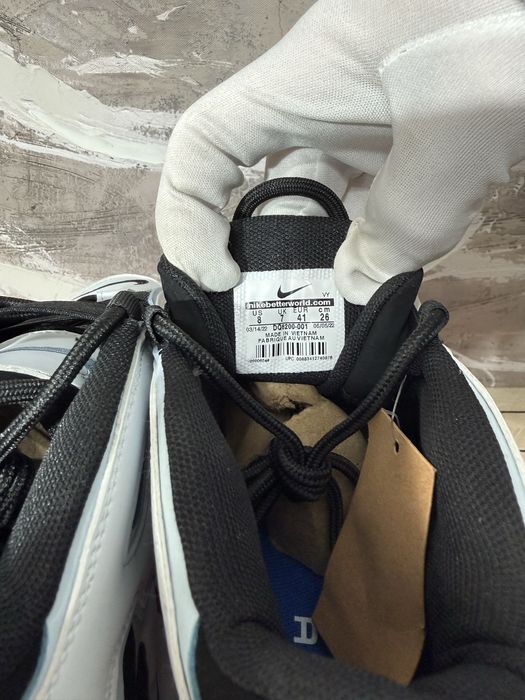 Nike Air More Uptempo Black White