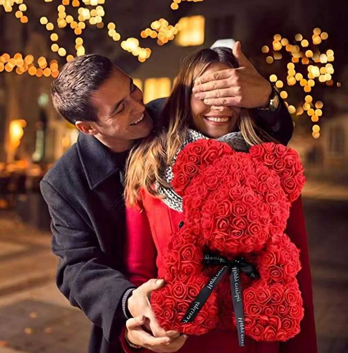 Плюшено мече с LED рози - романтичен подарък 25 см