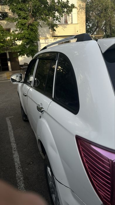 Продам машину Лифан х60