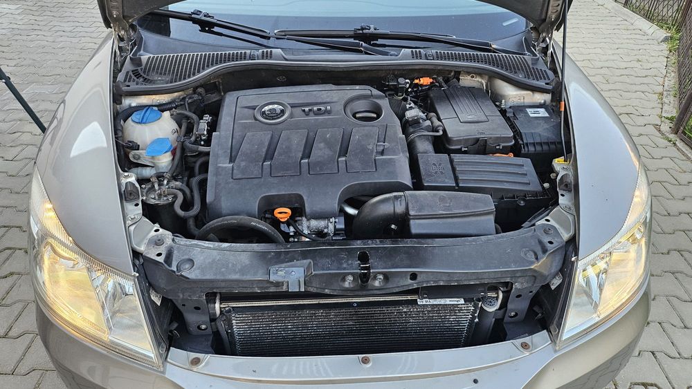 SKODA Octavia 2013 — imagine 5