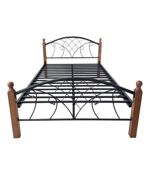 Продам кровать полутораспальная