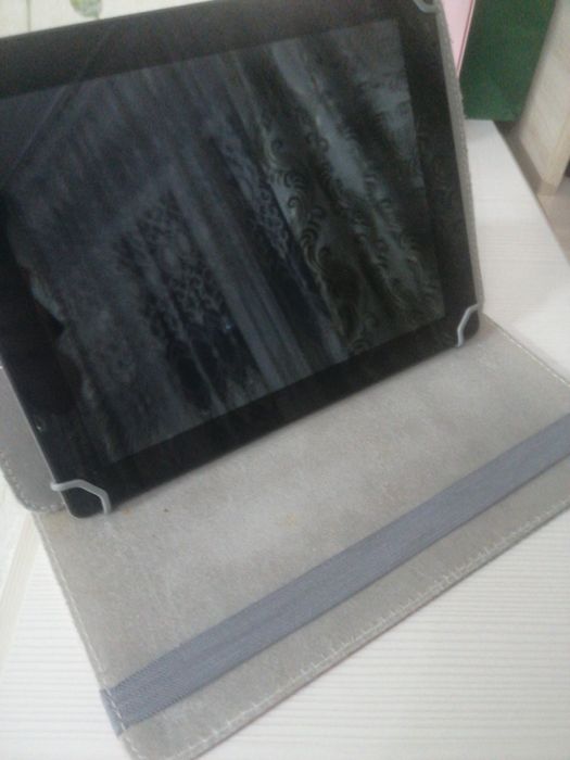 Планшет Crown 3G