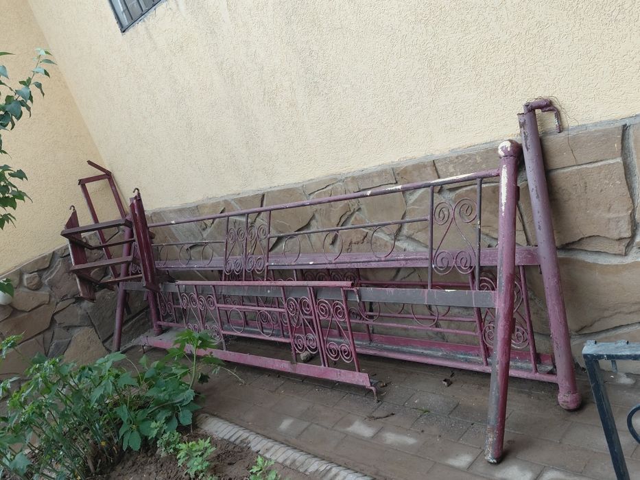 Темір тапчан 2,5/3.5