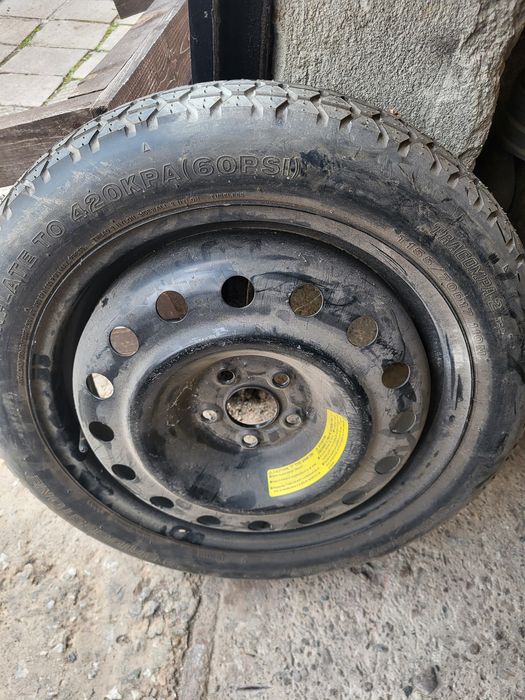 Продавам гуми и джанти