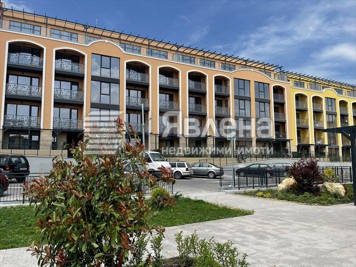 Продава се Двустаен апартамент в Варна, м-т Траката - 127 кв.м за 1111 €/кв.м - Снимка #1