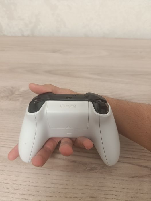 Геймпад XBOX ONE S