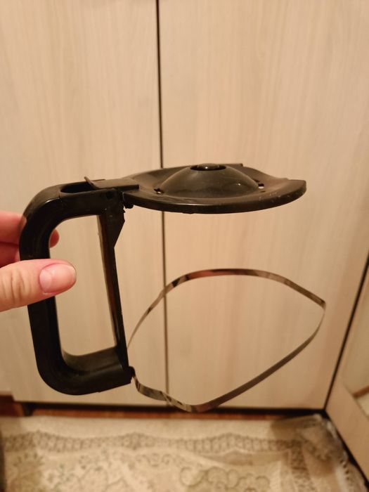 Продам кофеварку Delonghi