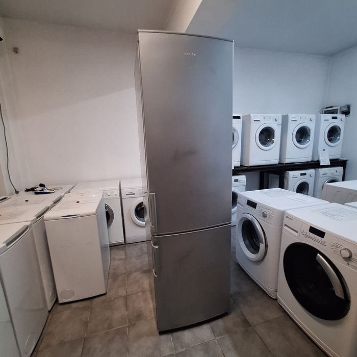 Combina frigorifică Arctic.