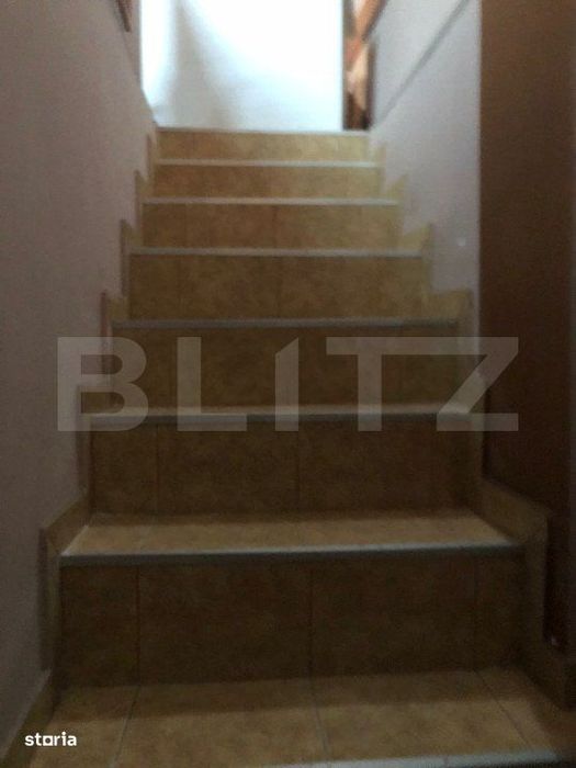 Spatiu comercial , 90 mp , zona Razvad