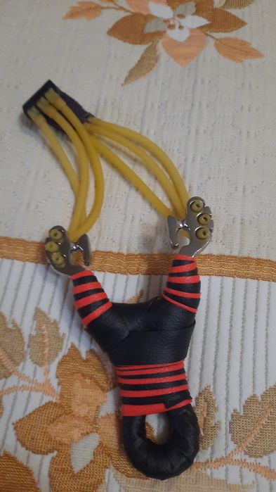 Рогатка детские игрушки.