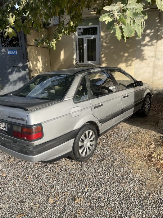 Продам Фольксваген пассат 1.8