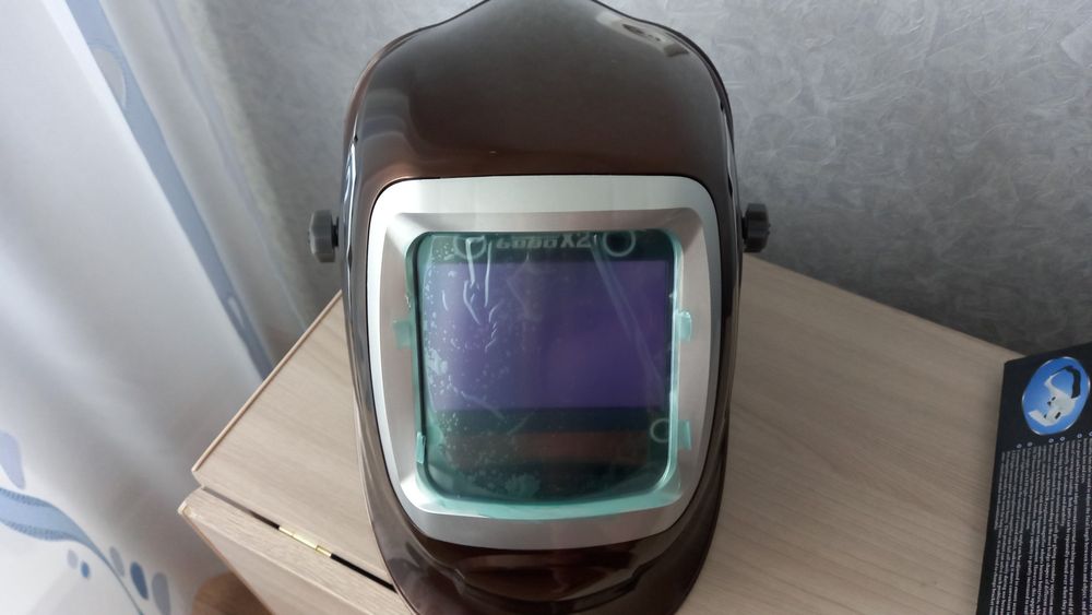 Щиток сварочный SERVOGLAS 6000×2